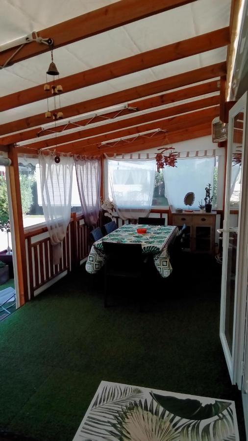 Camping Le Montourey Azur 78 * Fréjus